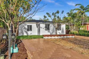 1123 Ne 1st Ave 1 Fort Lauderdale, FL 33304 - MLS#A11916847