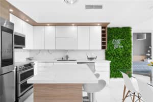 92 SW 3rd St APT 5112, Miami, FL 33130, - MLS#A11916853