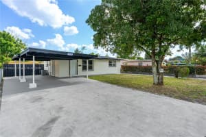 1164 Nw 45th Ave Lauderhill, FL 33313 - MLS#A11916854