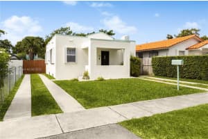 3422 Sw 25th St Miami, FL 33133 - MLS#A11916863