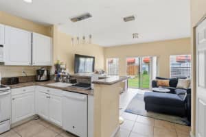 2971 Nw 33rd Way Lauderdale Lakes, FL 33311 - MLS#A11916874