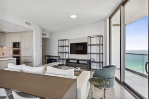 18975 Collins Ave Unit 1905, Sunny Isles Beach, FL 33160, - MLS#A11916876