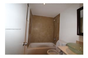 525 W 69th St # 209, Hialeah, FL 33014, - MLS#A11916880