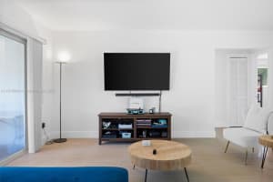 811 Capri St Coral Gables, FL 33134 - MLS#A11916899