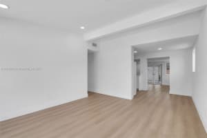 11030 Sw 42 St Miami, FL 33165 - MLS#A11916900