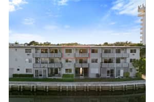 13105 Ixora Ct 302 North Miami, FL 33181 - MLS#A11916903