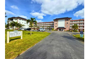 4140 Nw 44th Ave 113, Lauderdale Lakes