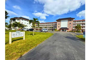 4140 Nw 44th Ave 113 Lauderdale Lakes, FL 33319 - MLS#A11916917