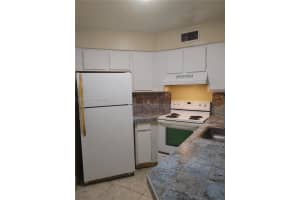 212 Lake Pointe Dr APT 112, Oakland Park, FL 33309, - MLS#A11916941