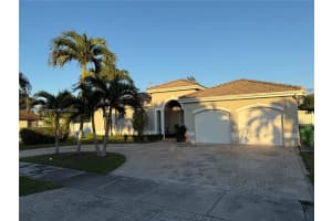 16605 Sw 103rd Ct Miami, FL 33157 - MLS#A11916946