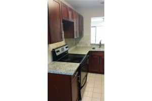 9457 N Palm Cir N, Pembroke Pines