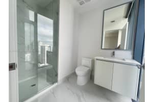 700 Ne 24th 3501, Miami