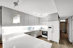 322 Taylor St APT 1D, Hollywood, FL 33019, - MLS#A11916997