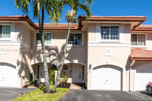 8945 Nw 38th Dr 17 Coral Springs, FL 33065 - MLS#A11917010