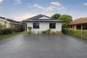 202 Nw 60th Ave, Miami 202 Nw 60th Ave, Miami