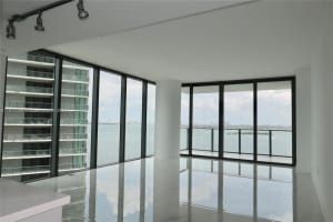 650 Ne 32 1207, Miami