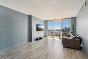 1750 N Bayshore Dr 4210 Miami, FL 33132 - MLS#A11917058