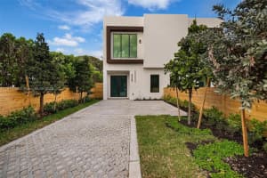 535 Nw 52nd St, Miami