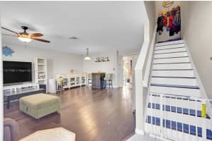 5933 Glasgow Way Tamarac, FL 33321 - MLS#A11917098