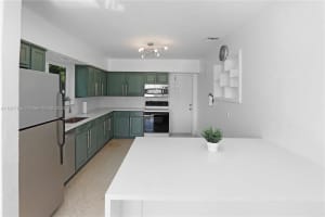 39 SE 13th Terrace, Dania Beach, FL 33004, - MLS#A11917155