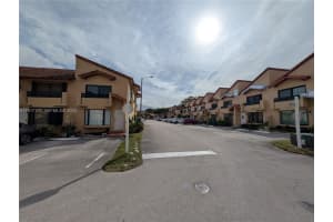 9935 Nw 6th Ln 9935, Miami