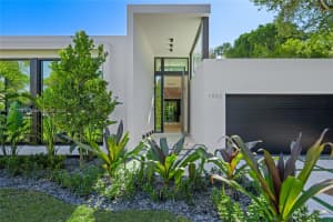 1002 Ne 117th St Biscayne Park, FL 33161 - MLS#A11917175