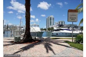 7900 Harbor Island Dr APT 920, North Bay Village, FL 33141, - MLS#A11917216