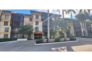 5530 Nw 44th St 113c, Lauderhill