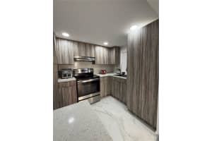 4850 Sw 63rd Ter 312 Davie, FL 33314 - MLS#A11917312