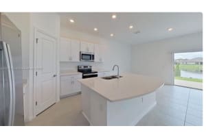 1345 Anchor Bend Way Kissimmee, FL 34746 - MLS#A11917314