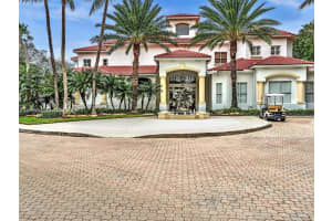 3255 NE 184th St, Aventura, FL 33160, - MLS#A11917321