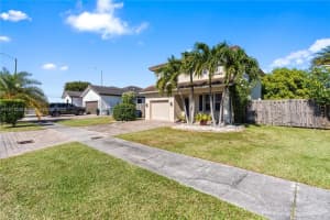 11121 Sw 225th Ter, Miami