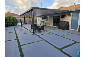 2190 Ne 1st Ln Boynton Beach, FL 33435 - MLS#A11917431