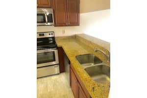 22102 Glenmoor Dr 102 West Palm Beach, FL 33409 - MLS#A11917460