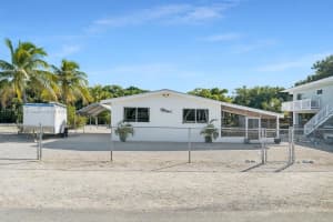 20 Palm Drive, Key Largo