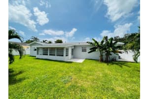 1931 Ne 55th Ct Fort Lauderdale, FL 33308 - MLS#A11917498