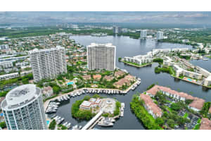 1000 W Island Blvd 602 Aventura, FL 33160 - MLS#A11917504