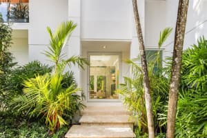 7150 W Lago Dr Coral Gables, FL 33143 - MLS#A11917513