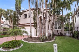 15658 Sw 16th St Pembroke Pines, FL 33027 - MLS#A11917537