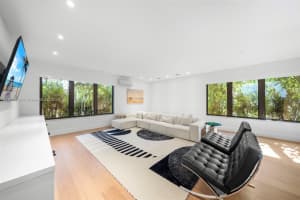 4485 N Jefferson Ave Miami Beach, FL 33140 - MLS#A11917550