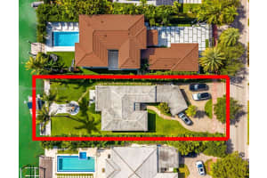 700 S Shore Dr Miami Beach, FL 33141 - MLS#A11917559