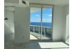 Trump Royale, 18201 Collins Ave APT 4309A, Sunny Isles Beach, FL 33160, - MLS#A11917563