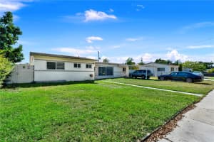 10100 Nicaragua Dr Cutler Bay, FL 33189 - MLS#A11917566