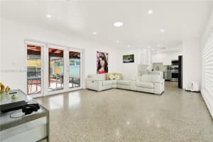 10100 Nicaragua Dr Cutler Bay, FL 33189 - MLS#A11917566