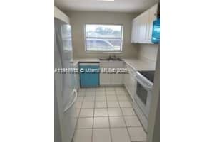 1316 White Pine Dr, Wellington