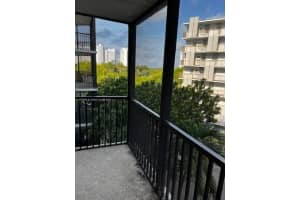 3475 N Country Club Dr 514 Aventura, FL 33180 - MLS#A11917592