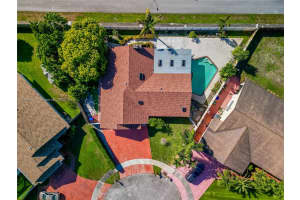 8920 Nw 15th St Pembroke Pines, FL 33024 - MLS#A11917601