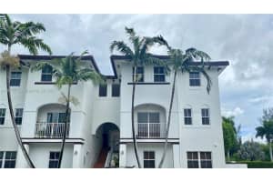 8740 Nw 97th Ave 105, Doral