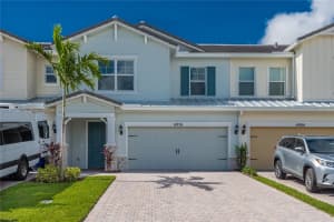 4974 Greenway Dr Hollywood, FL 33021 - MLS#A11917651