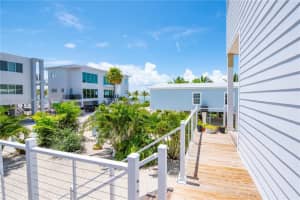930 80th Street Ocean, Marathon